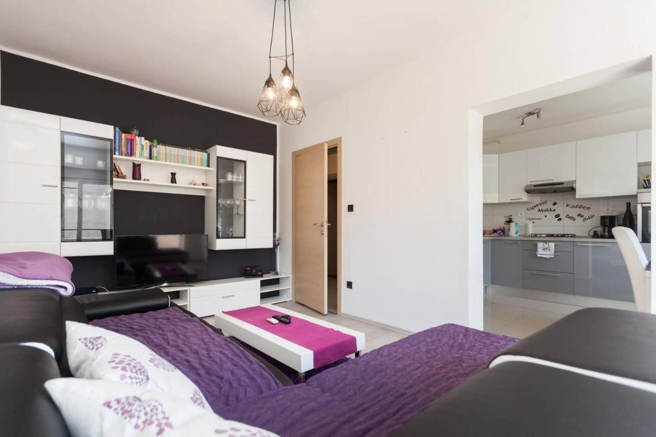 Apartman Mark Lägenhet Pula Exteriör bild